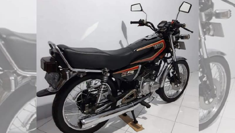 Rx King 97 Hitam Motor Legendaris Dengan Desain Klasik Yang Tetap